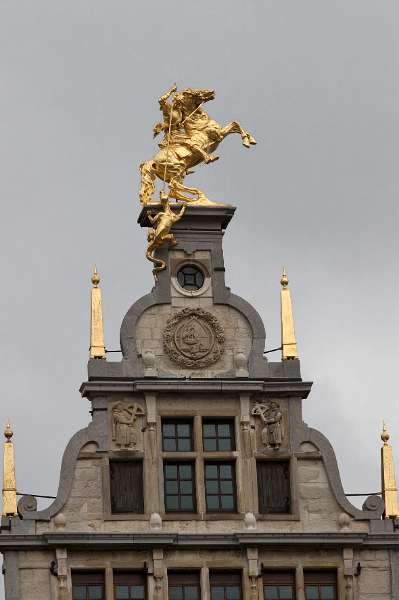 FH_100620_13982.jpg - Op de Grote Markt van Antwerpen