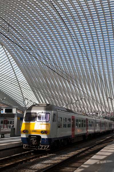 FH_110324_16121.jpg - Luik - Station Guillemins - Architect Santiago Calatrava