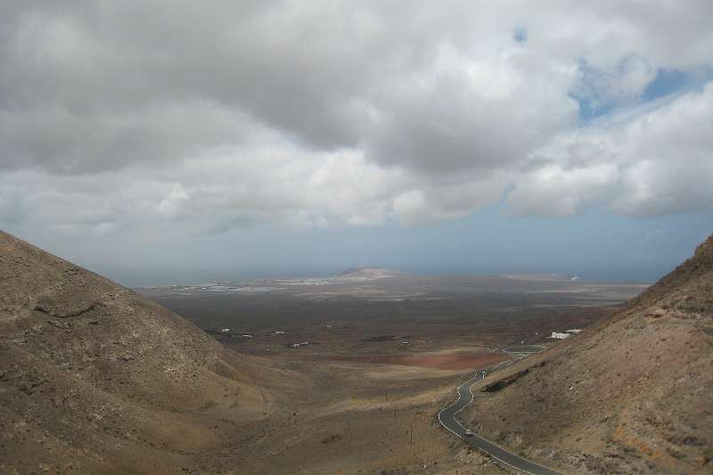 Frehae_LS_034_IX0404(Lanzarote).jpg - Lanzarote - view from FÃ©mes