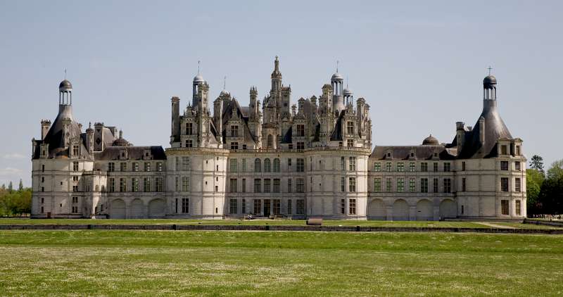 FH_080503_E55215.jpg - Chateau de Chambord