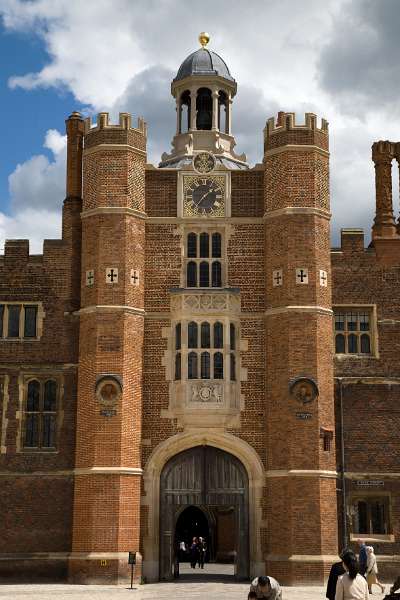 FH_090522_7954.jpg - Hampton Court Palace - Britain