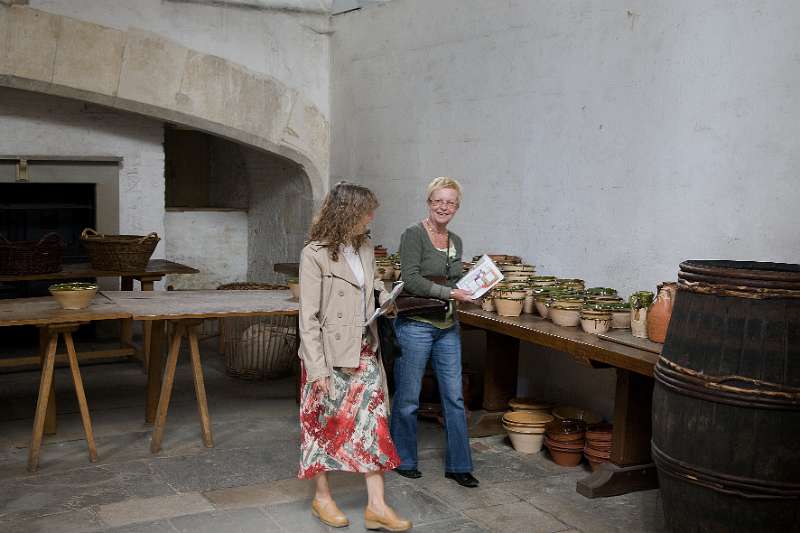 FH_090522_7962.jpg - Hampton Court Palace - Britain - The Kitchen