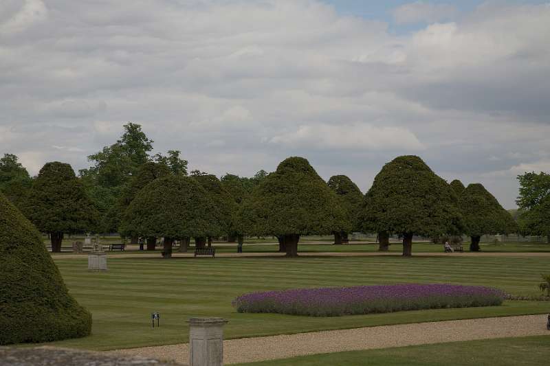 FH_090522_8012.jpg - Hampton Court Palace - Britain - The Great Fountain Garden