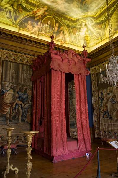 FH_090522_8064.jpg - Hampton Court Palace - Great Britain - Mary II's Appartments