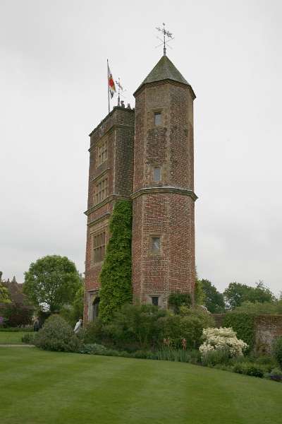 FH_090525_8451.jpg - Sissinghurst Castle Garden - The Tower