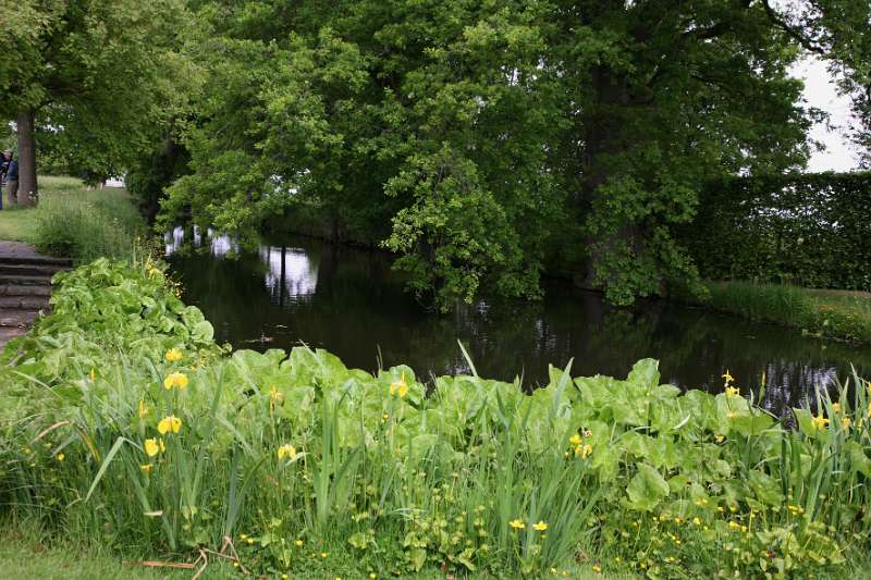 FH_090525_8510.jpg - Sissinghurst Castle Garden - The Moat