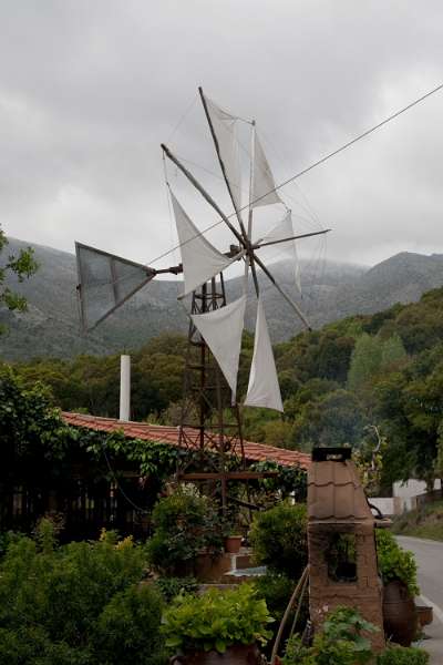 Kreta_1212.JPG - Kreta, de Lassíthi hoogvlakte - Taverne "Goodmorning Lassithi"