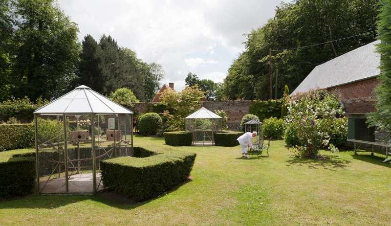 Veules_133.JPG - Ermenouville, Côte d'Albâtre, Normandie, France - Chateau Mesnil GeoffroyJardin aux oiseaux